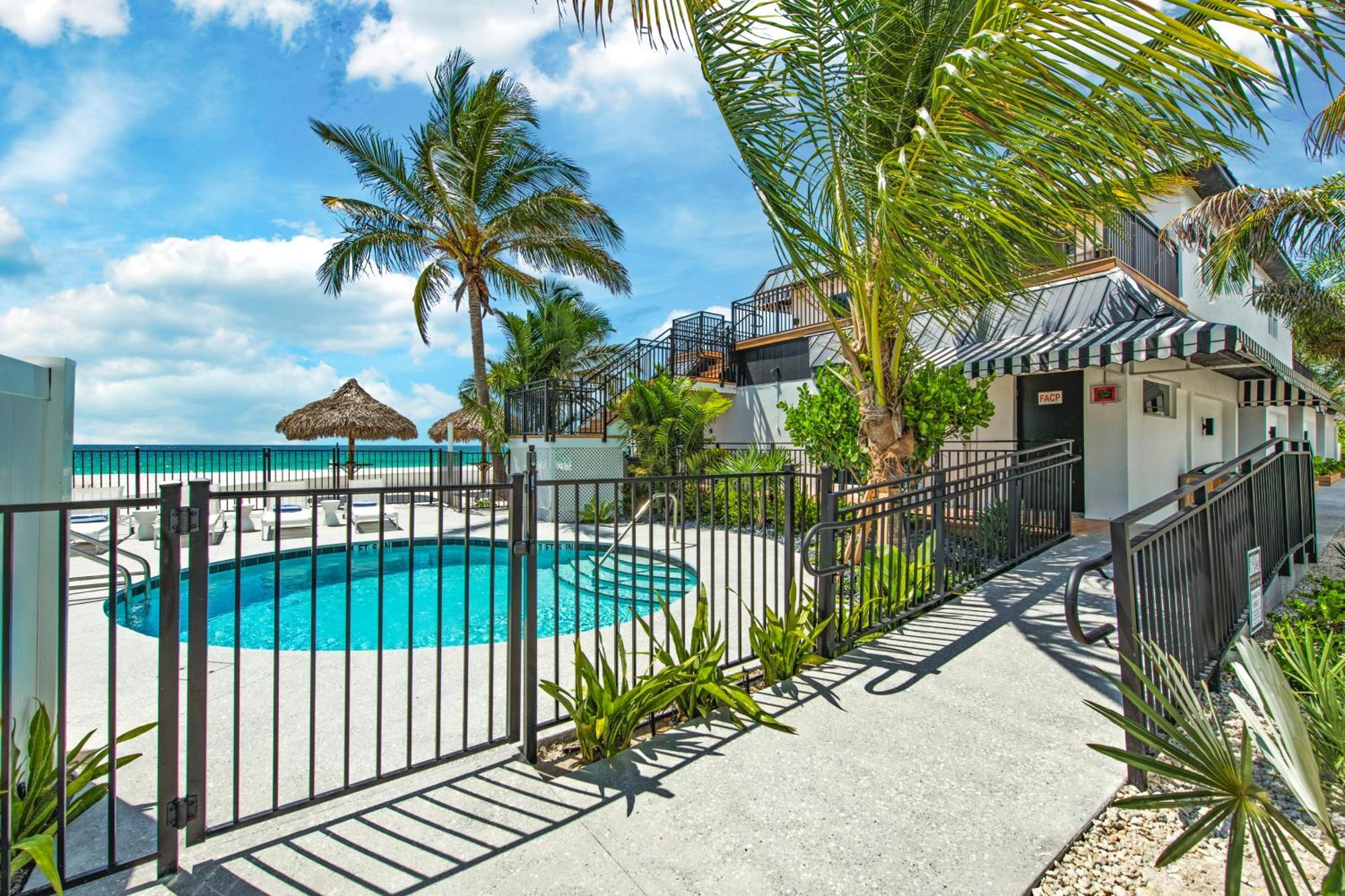 Seabreeze At Anna Maria Island Inn Bradenton Beach Exterior foto